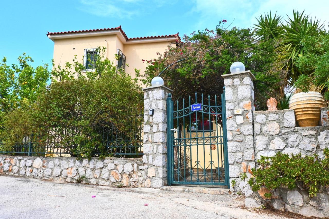 Pavlos' Cottage With Beach View Kórfos Exterior photo